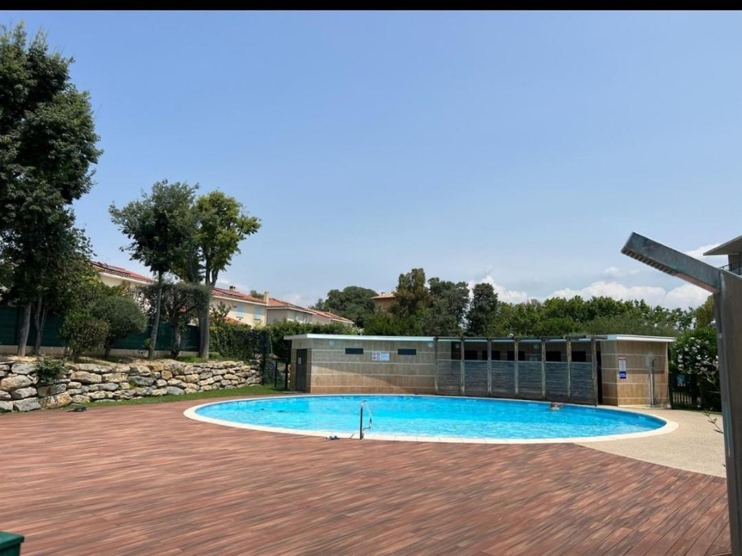 Appart Avec Piscine Casino Plein Air Et Plage 拉西约塔 外观 照片